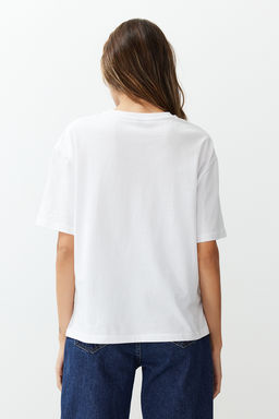 TRENDYOLMILLA Beyaz Bask?l? Premium %100 Pamuk Relaxed/Rahat Kesim Orme T-Shirt TWOSS24TS00178  фото 18