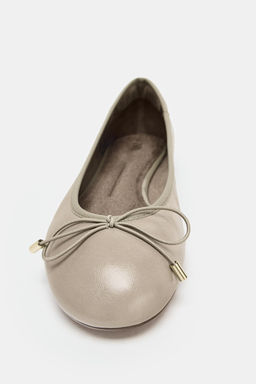 LEATHER BOW BALLET FLATS - Zara фото 10