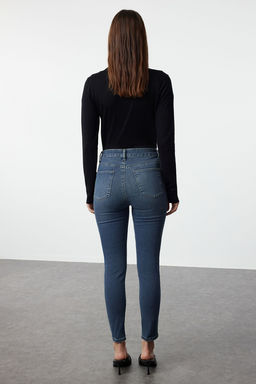 Mavi Yuksek Bel Skinny Jeans TWOAW24JE00066 - Trendyolmilla фото 5