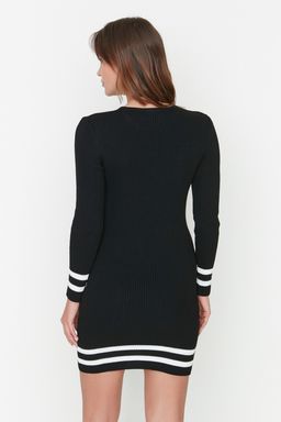 TRENDYOLMILLA Siyah Mini Triko Etek Ucu Cizgili Elbise TWOAW20EL1274  фото 13
