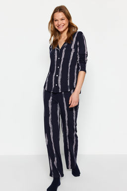 Trendyolmilla Premium Lacivert Pamuklu Cizgili Gomlek-Pantolon Orme Pijama Tak?m? THMAW24PT00213  фото 2