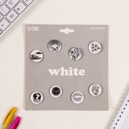 Набор значков на одежду, рюкзак, сумку Белые, 8 шт., d=25 мм, закатные, 16.5?17 см