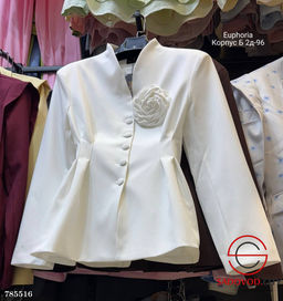 Женский приталенный пиджак с цветком - Bruno фото 5