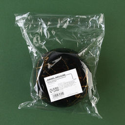 Свеча ароматическая новогодняя «Роскошь», аромат ваниль, 6 х 4 см