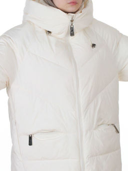 8808 MILK WHITE Куртка зимняя женская (150 гр. холлофайбер)