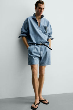 BERMUDA DENIM  RELAXED FIT PLIEGUES / Azul claro