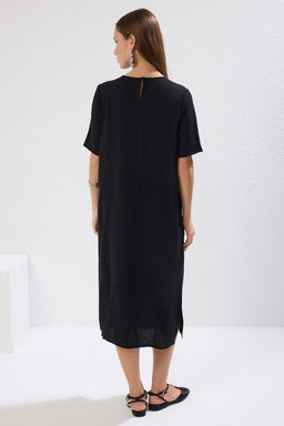 Siyah Bask? Detayl? Shift/Rahat Kesim Midi Dokuma Elbise TWOSS22EL0782 - Trendyolmilla фото 4