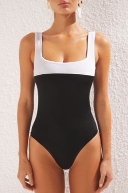 TRENDYOLMILLA Siyah Kare Yaka Regular Mayo TBESS25MA00000  фото 3