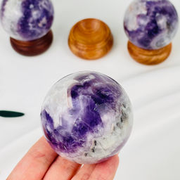 Шар из Аметиста на подставке