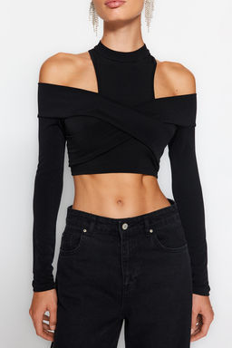 Trendyolmilla Siyah Pencere/Cut Out Detayl? Bluz TPRAW24BZ00026