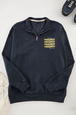 TRENDYOL MAN Siyah Oversize/Genis Kesim Fermuarl? Yaz? Bask?l? Ici Polar/S?cak Tutan Sweatshirt TMNAW23SW00017