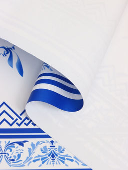 Цена за 20 шт. Пленка для цветов и букетов «Эскиз», белая с голубым, 57×57 см