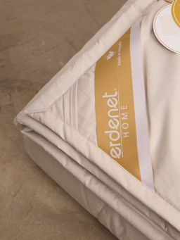 Стеганое одеяло из пуха верблюда CO50 серое 200*220