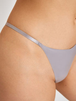 31204122221 Трусы стринг жен Paula серый - Infinity Lingerie фото 4