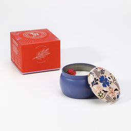 Ароматическая свеча в банке «Фрезия», из соевого воска с сухоцветом, 4.5×6 см, 80 г