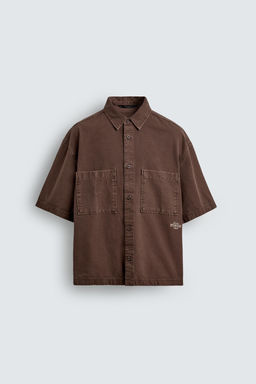 CAMISA ESTRUCTURA BOLSILLOS / Marr?n