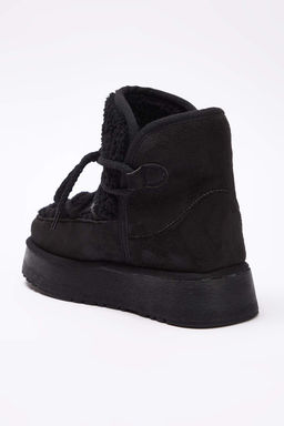 Siyah Bagc?kl? Ici Kurklu Yuvarlak Burun Duz Flatform Topuklu Kad?n Bot
TAKAW26BO00060 - Trendyolmilla фото 4