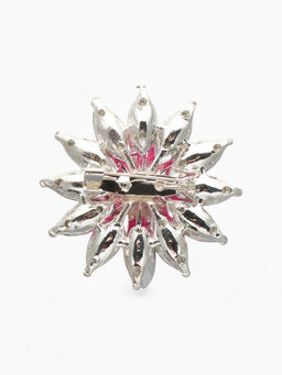Брошь Цветок хризантема, цвет малиновый в серебре