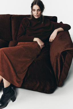 100% SUEDE LEATHER MIDI SKIRT LIMITED EDITION - Zara фото 3