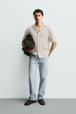 CAMISA REGULAR FIT JACQUARD RAYAS / Crudo