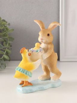 Фигурка полистоун Зайчик и курочка с цыплёнком в скорлупе, 12?6?14 см