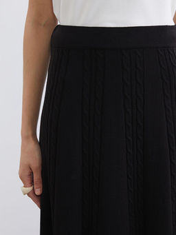 Beli Lastikli Kendinden Desenli Klo? Triko Etek