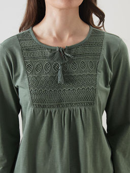 Ba?lamal? Yaka Nak??l? Kad?n Bluz