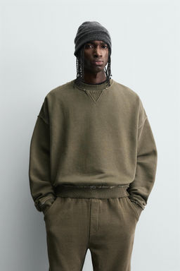 FADED CREW NECK SWEATSHIRT