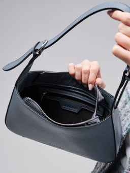 Сумка кожаная багет Deboro 31046 серый