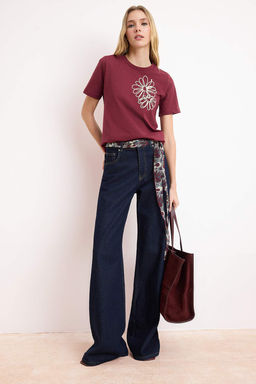 Bordo %100 Pamuk Regular/Normal Kal?p Cicek Nak?sl? Orme T-Shirt TWOSS25TS00028