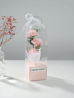 Букет из мыльных лепестков для ванны Три гвоздики на подиуме, подарочный, розовый, 8?8?25 см