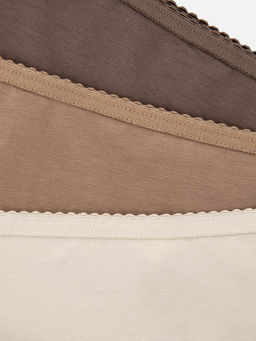 Цена за 2 штуки! Трусы женские макси набор (3 шт.) в бежевых цветах - Mark formelle фото 10