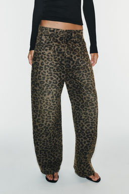 JEANS TRF BAGGY ESTAMPADO ANIMAL / Verde - Zara фото 2