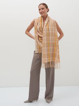 В составе шерсть Большой, мягкий, теплый двусторонний палантин с рисунком в стиле арт-деко.