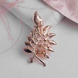 Брошь  Соло веточка, цветная в золоте