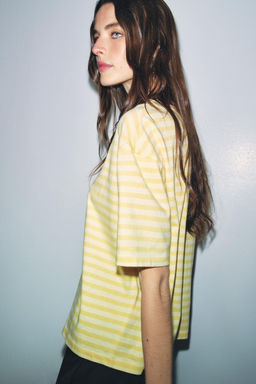 CAMISETA MANGA CORTA RAYAS / Amarillo - Zara фото 3