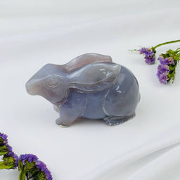 Кролик резной из Агата с жеодой