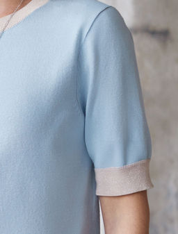 Джемпер с коротким рукавом тонкой вязки из вискозы с люрексом