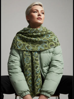 Большой, мягкий, тонкий и очень нежный двусторонний палантин с рисунком. - Tantino фото 12