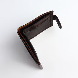 Портмоне мужское на кнопке, отдел для карт, монет, коричневое