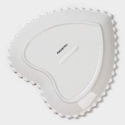 Тарелка Magistro «Сердце», 20.5×21×2.5 см, фарфор, белая