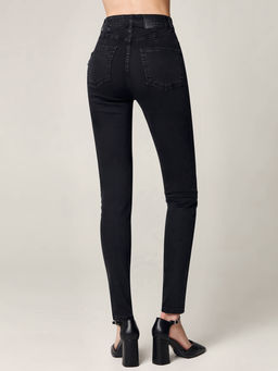 CONTE CON-520 Джинсы skinny с кокеткой и тремя пуговицами washed black