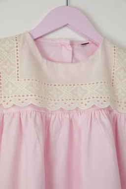 Pembe K?z Cocuk Pamuklu Brode Detayl? K?sa Kol Mini Orme Elbise TKDSS25EL00020 - Trendyolmilla фото 2