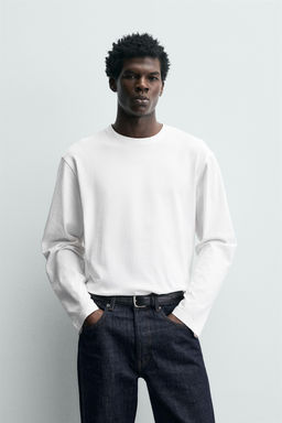 CAMISETA MANGA LARGA RELAXED FIT / Blanco