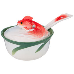 ИКОРНИЦА С КРЫШКОЙ И ЛОЖКОЙ ЗОЛОТАЯ РЫБКА 10*10*9 СМ