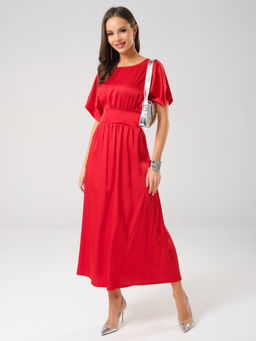 Платье с широким поясом