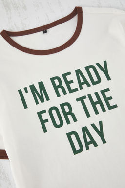 TRENDYOL MAN Ekru Kahverengi Regular Fit Slogan Bask?l? Orme Sortlu Pijama Tak?m? TMNSS25PT00011 - Trendyolmilla фото 6