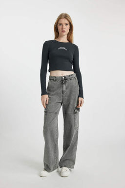 Крутая приталенная футболка в рубчик с длинными рукавами - Defacto фото 2