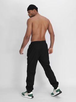 Утепленные спортивные брюки мужские черного цвета 882198Ch - Colannia фото 6