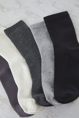 TRENDYOL MAN Siyah-Gri-Ekru Unisex 5li Paket K?sa Boy Kolej Yazl?k Pamuklu Corap TMNSS25CO00013